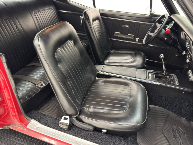 Chevrolet-Camaro-1967-Bolero-Red-Black-34