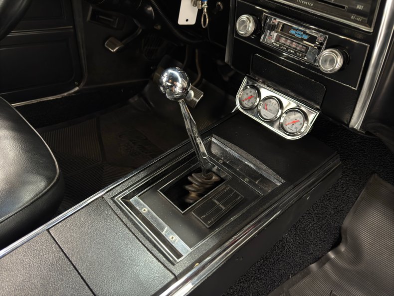 Chevrolet-Camaro-1967-Bolero-Red-Black-44