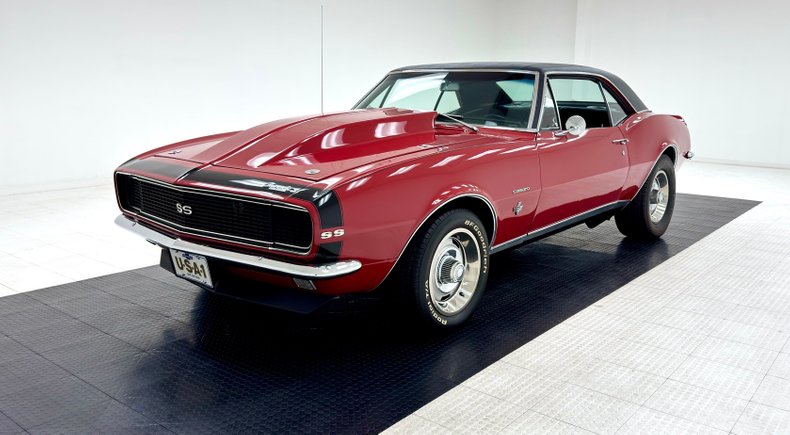 Chevrolet-Camaro-1967-Bolero-Red-Black