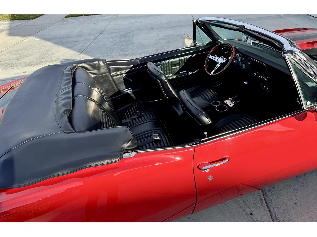 Chevrolet-Camaro-1967-Flame-Red-Black-19