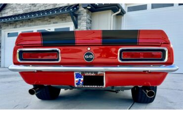 Chevrolet-Camaro-1967-Flame-Red-Black-21