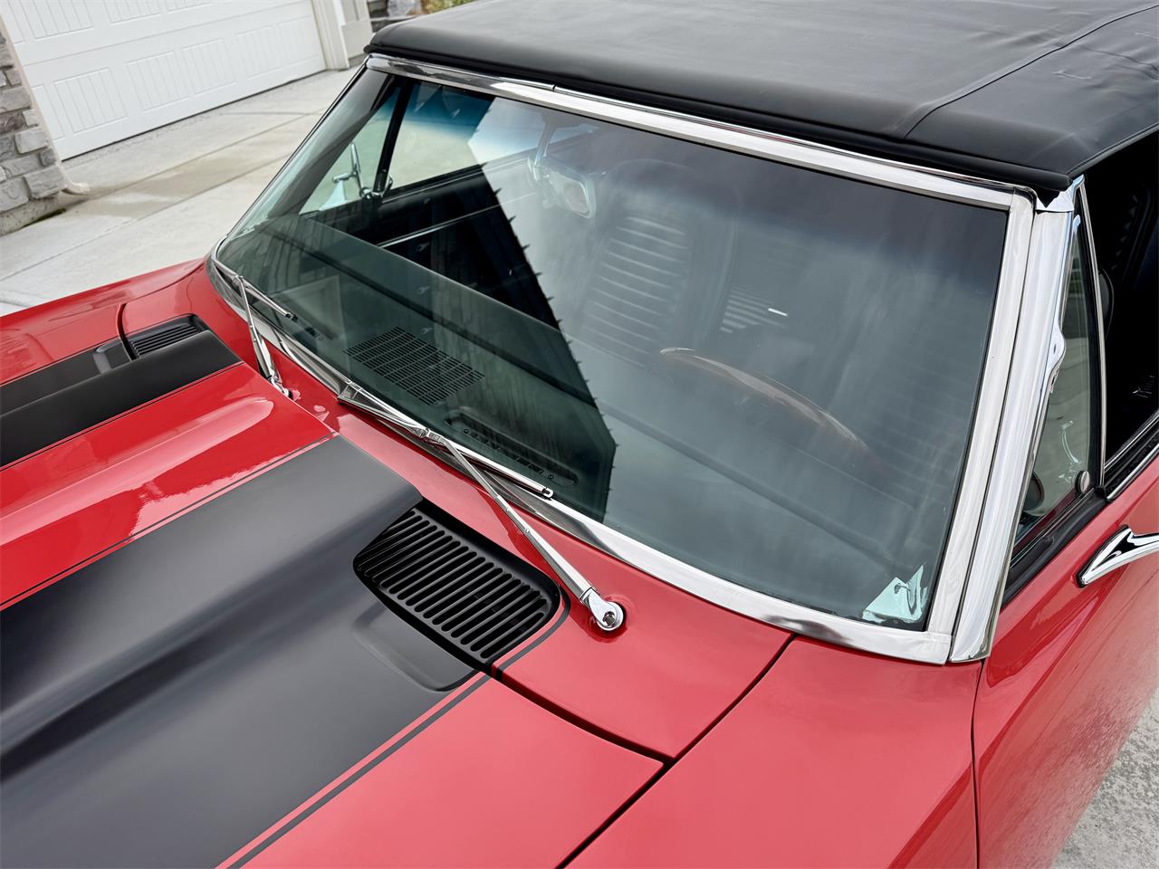 Chevrolet-Camaro-1967-Flame-Red-Black-40