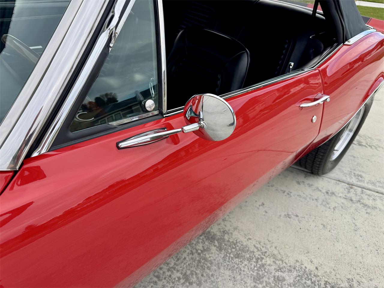 Chevrolet-Camaro-1967-Flame-Red-Black-41