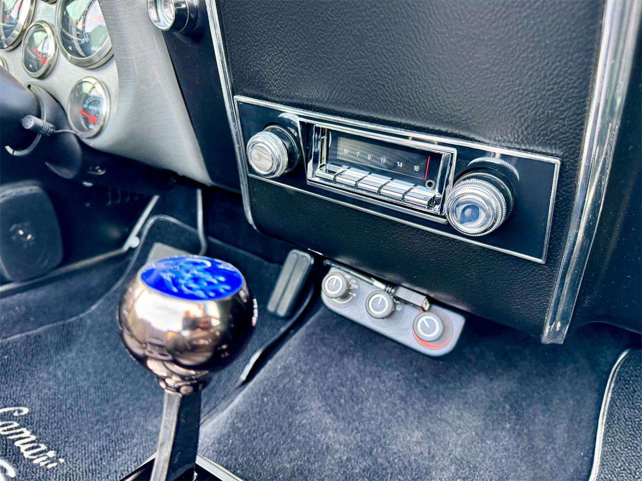 Chevrolet-Camaro-1967-Flame-Red-Black-6