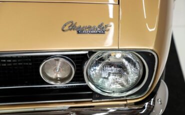 Chevrolet-Camaro-1967-Granada-Gold-Gold-16
