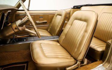 Chevrolet-Camaro-1967-Granada-Gold-Gold-17
