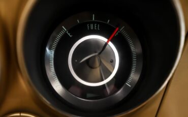 Chevrolet-Camaro-1967-Granada-Gold-Gold-2