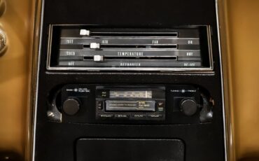 Chevrolet-Camaro-1967-Granada-Gold-Gold-24