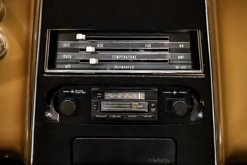 Chevrolet-Camaro-1967-Granada-Gold-Gold-24