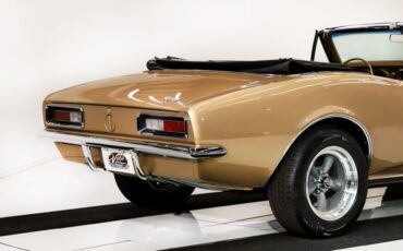 Chevrolet-Camaro-1967-Granada-Gold-Gold-29