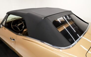 Chevrolet-Camaro-1967-Granada-Gold-Gold-34