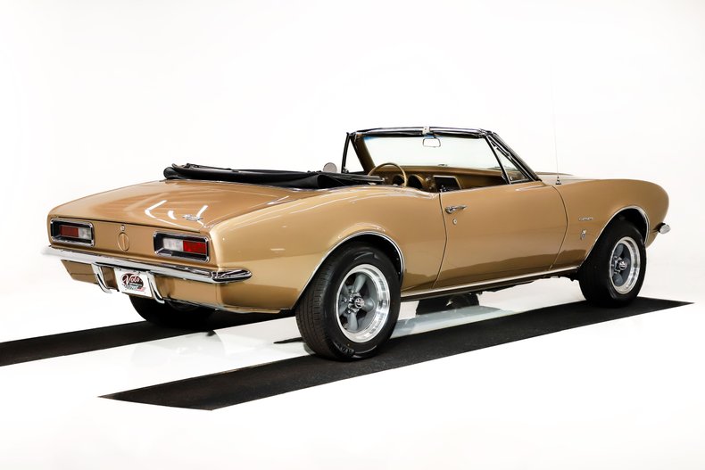 Chevrolet-Camaro-1967-Granada-Gold-Gold-42
