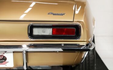 Chevrolet-Camaro-1967-Granada-Gold-Gold-44