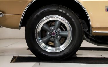 Chevrolet-Camaro-1967-Granada-Gold-Gold-7