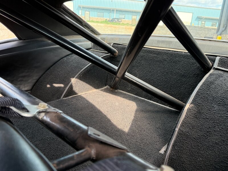 Chevrolet-Camaro-1968-Black-Black-33