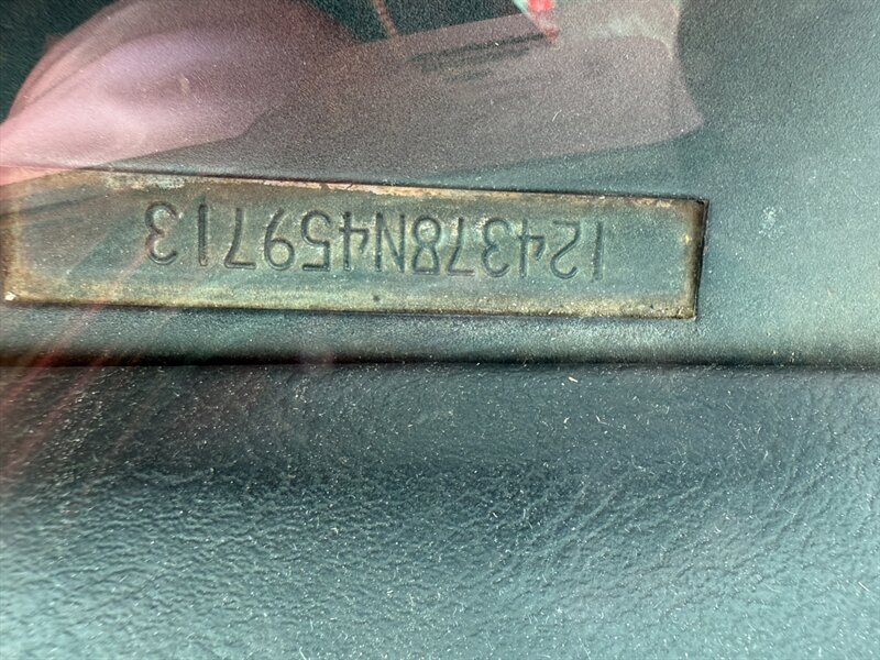 Chevrolet-Camaro-1968-Black-Black-8