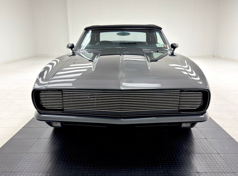 Chevrolet-Camaro-1968-Cyber-Gray-Metallic-Black-10