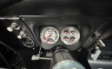 Chevrolet-Camaro-1968-Cyber-Gray-Metallic-Black-18