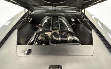 Chevrolet-Camaro-1968-Cyber-Gray-Metallic-Black-26