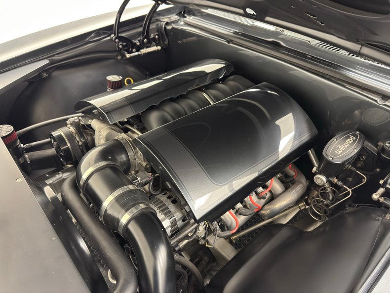 Chevrolet-Camaro-1968-Cyber-Gray-Metallic-Black-27