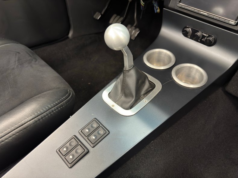 Chevrolet-Camaro-1968-Cyber-Gray-Metallic-Black-44