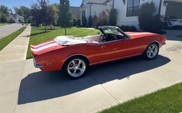 Chevrolet-Camaro-1968-Hugger-orange-Orangewhie-5