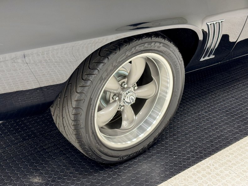 Chevrolet-Camaro-1969-Black-Black-30