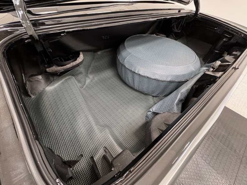 Chevrolet-Camaro-1969-Black-Black-37