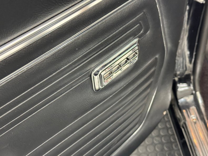 Chevrolet-Camaro-1969-Black-Black-41