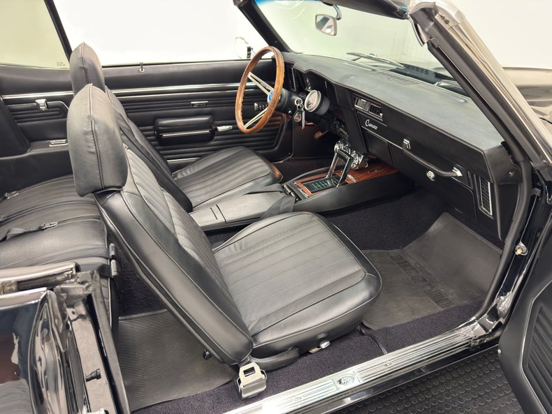 Chevrolet-Camaro-1969-Black-Black-47