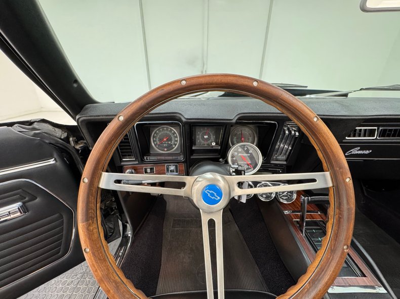 Chevrolet-Camaro-1969-Black-Black-49