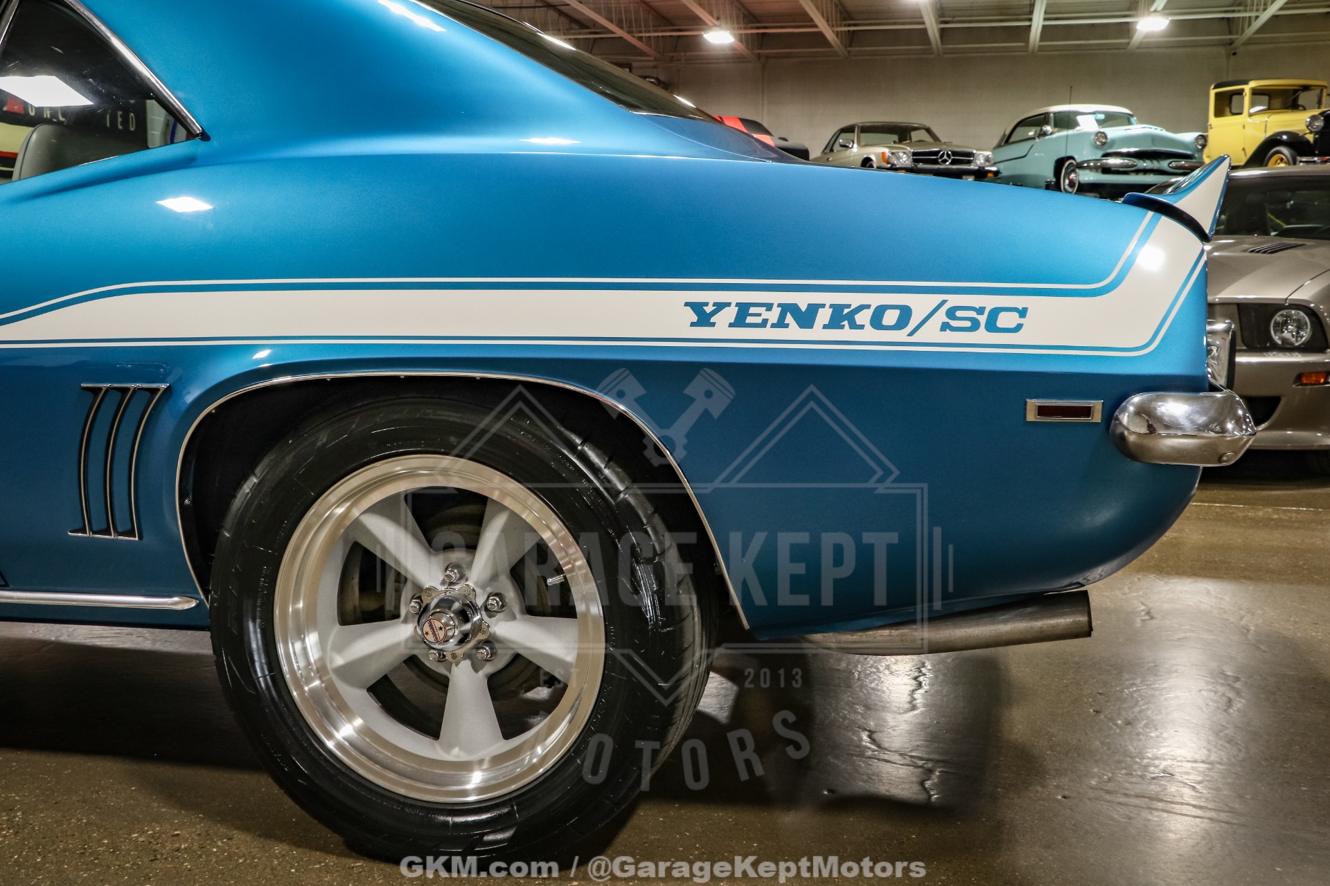 Chevrolet-Camaro-1969-Blue-White-37