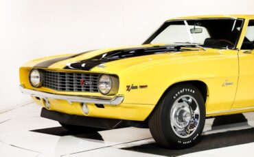 Chevrolet-Camaro-1969-Daytona-Yellow-Black-22