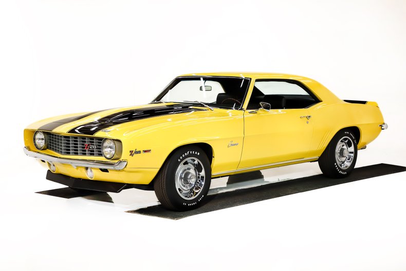 Chevrolet-Camaro-1969-Daytona-Yellow-Black-26