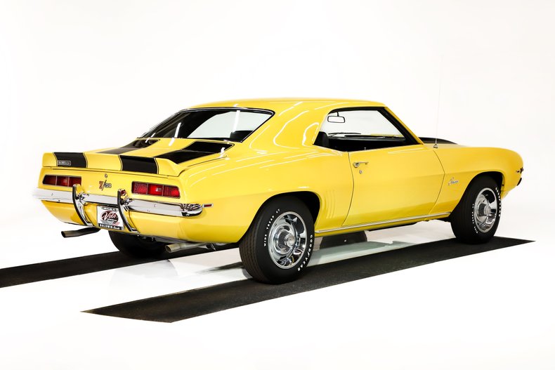 Chevrolet-Camaro-1969-Daytona-Yellow-Black-28