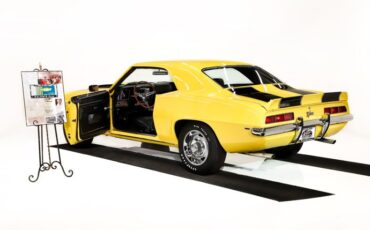 Chevrolet-Camaro-1969-Daytona-Yellow-Black-31