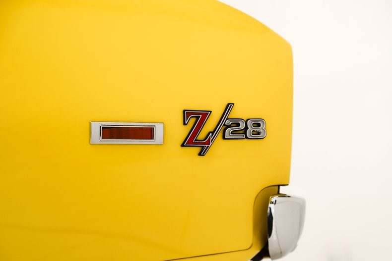 Chevrolet-Camaro-1969-Daytona-Yellow-Black-37