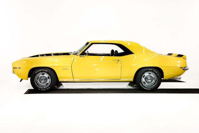 Chevrolet-Camaro-1969-Daytona-Yellow-Black-41