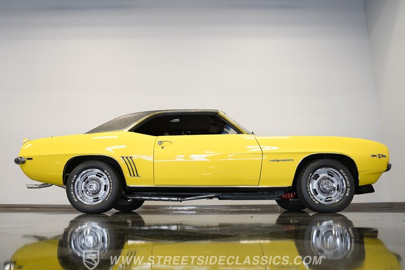 Chevrolet-Camaro-1969-Daytona-Yellow-Black-44