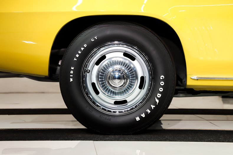 Chevrolet-Camaro-1969-Daytona-Yellow-Black-46