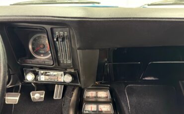 Chevrolet-Camaro-1969-Lemans-Blue-Black-42