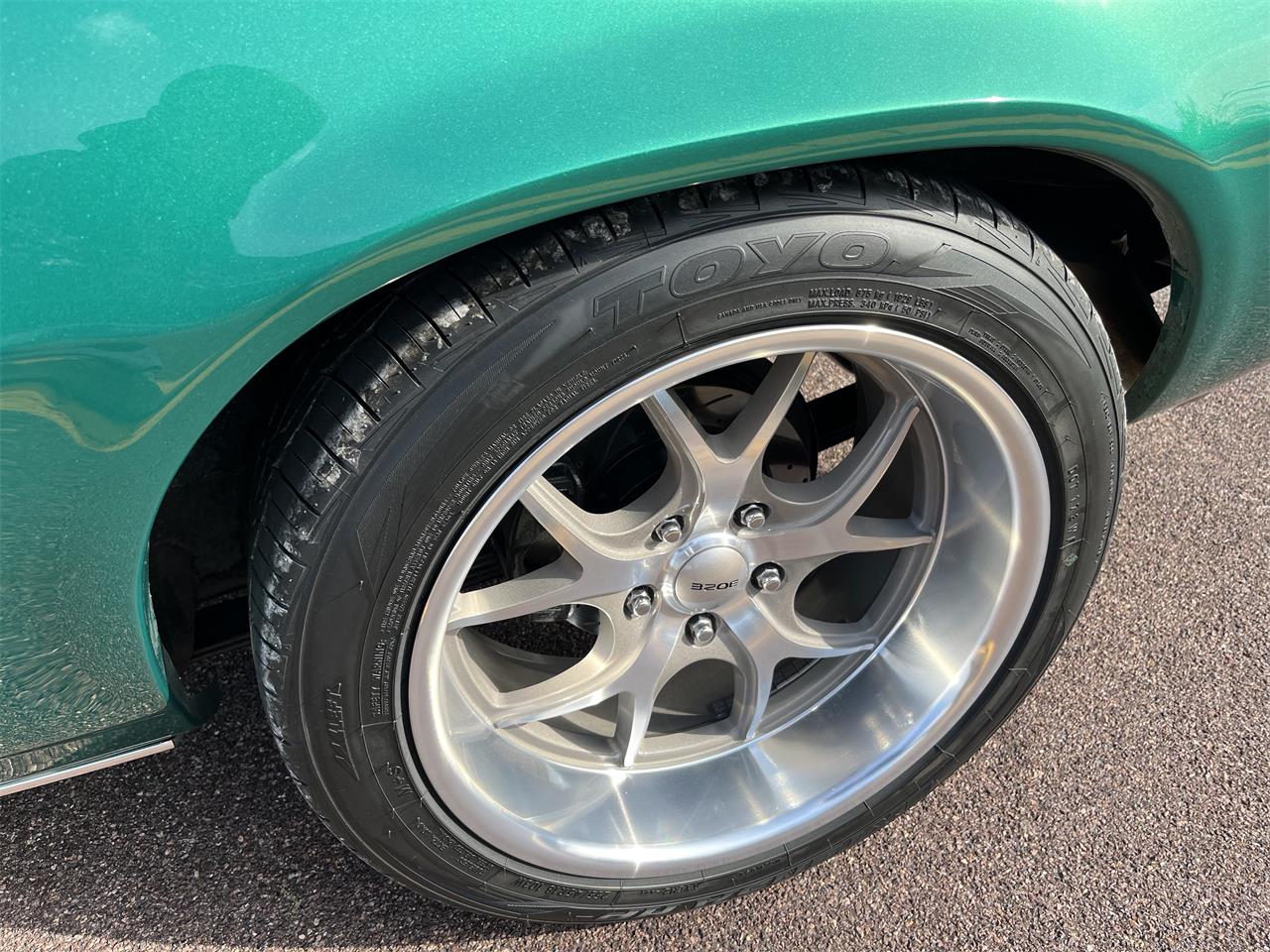 Chevrolet-Camaro-1971-Green-Black-13