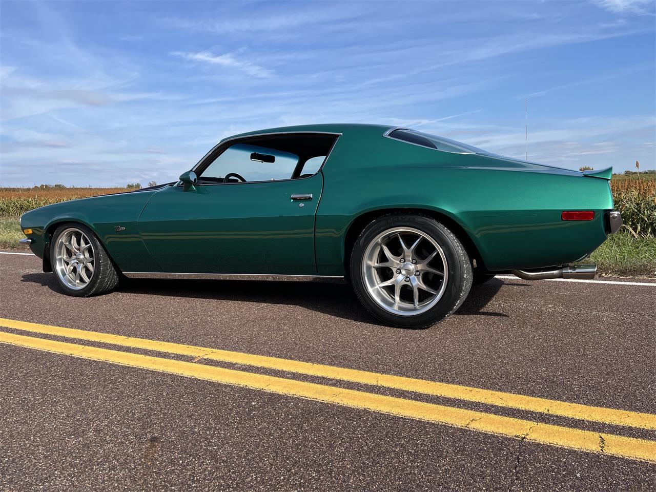 Chevrolet-Camaro-1971-Green-Black-18