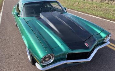 Chevrolet-Camaro-1971-Green-Black-23