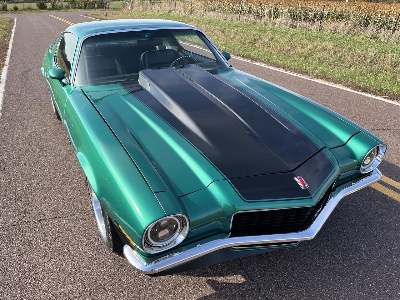 Chevrolet-Camaro-1971-Green-Black-23