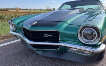 Chevrolet-Camaro-1971-Green-Black-25