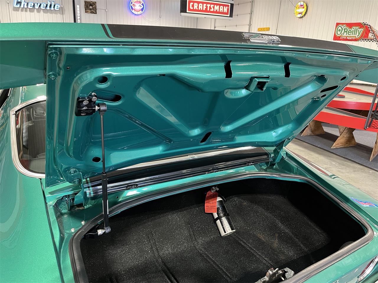 Chevrolet-Camaro-1971-Green-Black-50