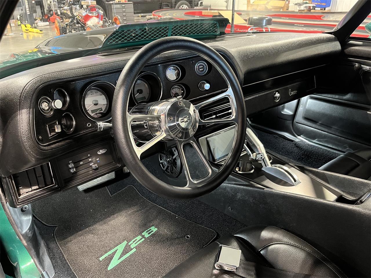 Chevrolet-Camaro-1971-Green-Black-73