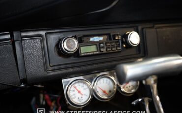 Chevrolet-Camaro-1972-Red-Black-10