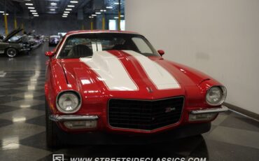 Chevrolet-Camaro-1972-Red-Black-28